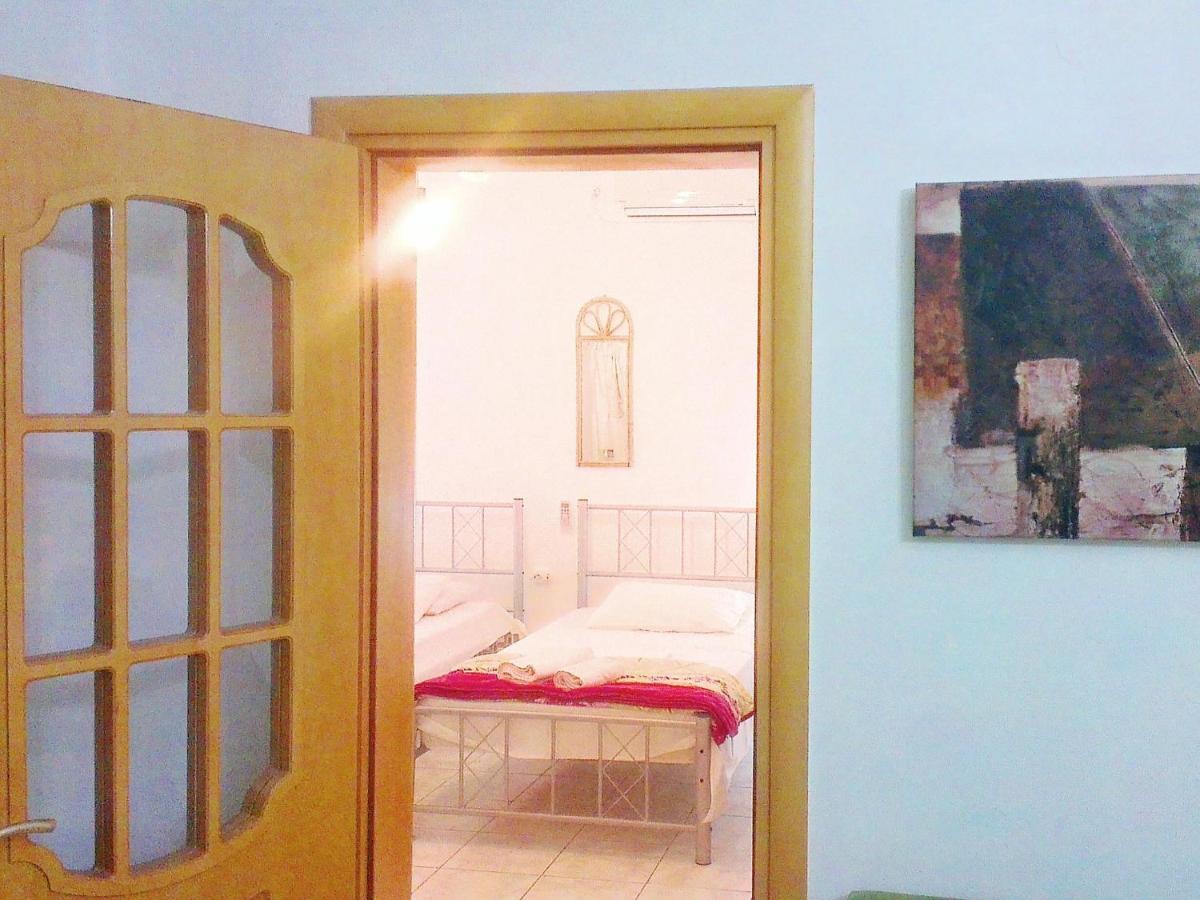 Konaki Villa *