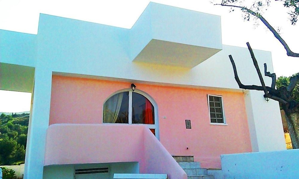 Villa Konaki